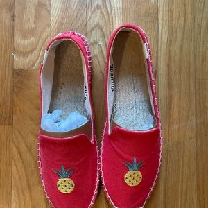 New Soludos Espadrille Smoking slipper.  Knobby Linen. Coral. Pineapple